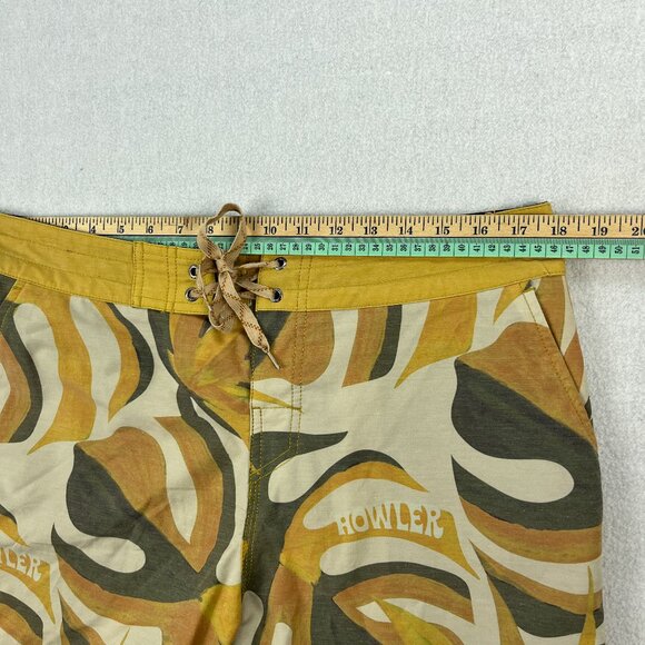 Howler Bros Bruja Board Shorts Mens 35 9" Inseam Monstera Mash Surf Swim Floral - Picture 7 of 10